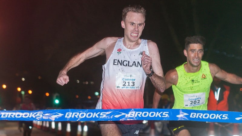 Ben Connor (213) just pips Brandon Doughty to win the men&rsquo;s race at Armagh<br />Picture: LiamMcArdle.com