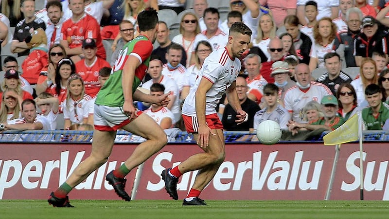 Niall Sludden takes on Mayo&#39;s Diarmuid O&#39;Connor during Saturday&#39;s All-Ireland final. Picture by Seamus Loughran 