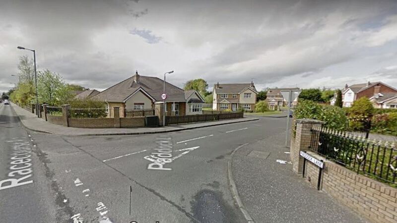 Arm na Poblachta has warned that a device has been left near Paddock Lane in Derry 