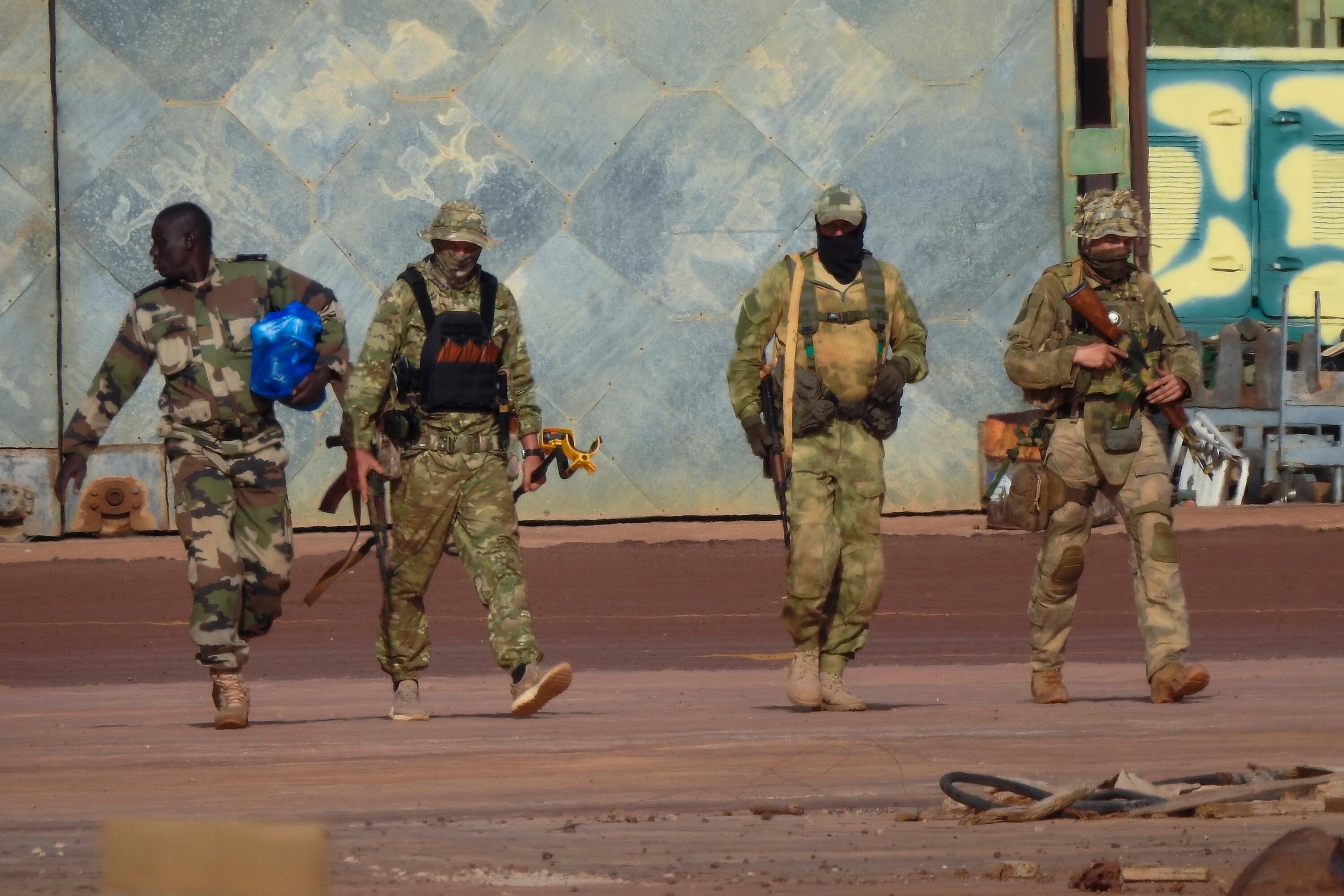 Wagner mercenaries helping to kill civilians in Mali, say human rights groups