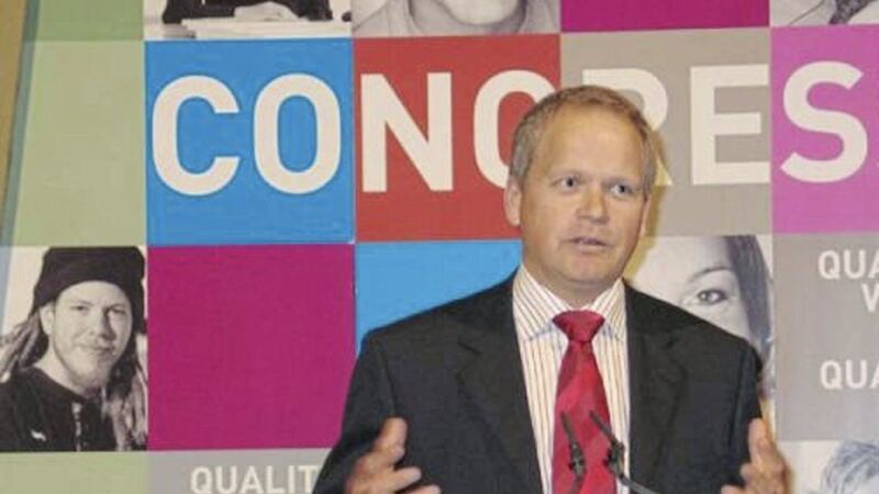 Former Irish rugby international Trevor Ringland has been appointed special envoy to the US on Northern Ireland. 