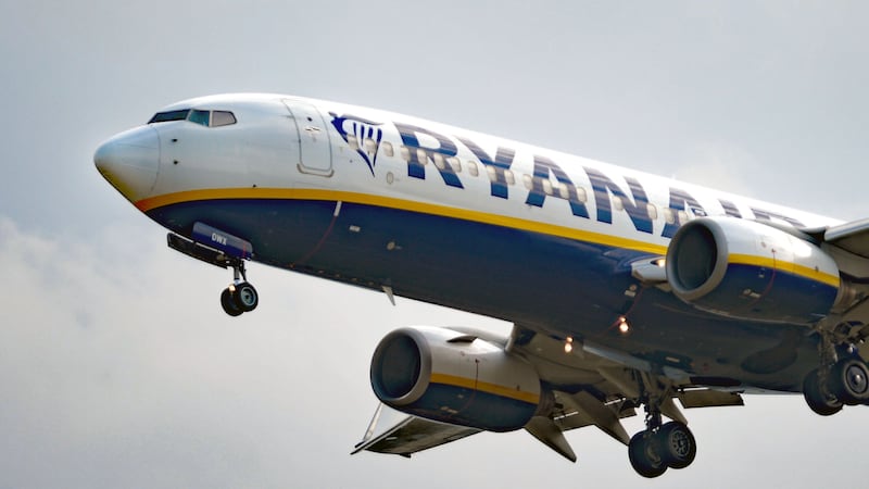 Ryanair denies extra fee to receive boarding pass online 