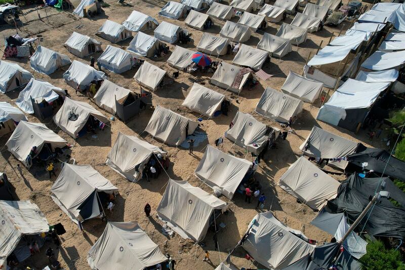 Tents for Palestinians displaced by bombings