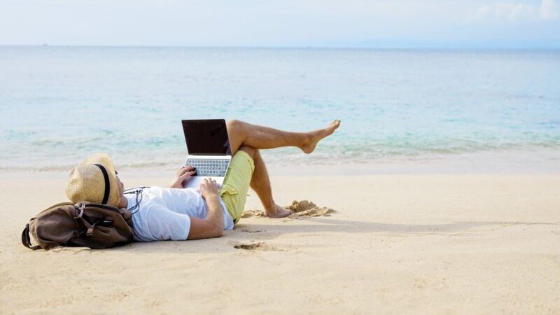 According to a new poll recently commissioned by Regus, instead of resting, 39 per cent of employees will be working up to three hours each day while on holiday. 