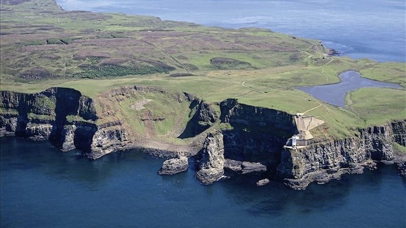 Five divers have been rescued after two boast broke down off the coast of Rathlin Island 