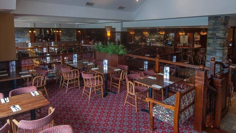 The restaurant bar is all dark wood and patterned carpet the style of which you expect from a country hotel 