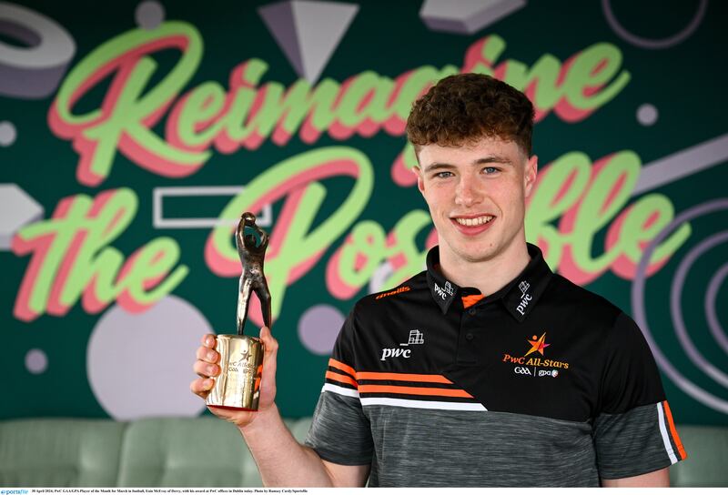 PwC GAA/GPA Player of the Month for March in football, Eoin McEvoy of Derry, with his award at PwC offices in Dublin. Photo by Ramsey Cardy/Sportsfile