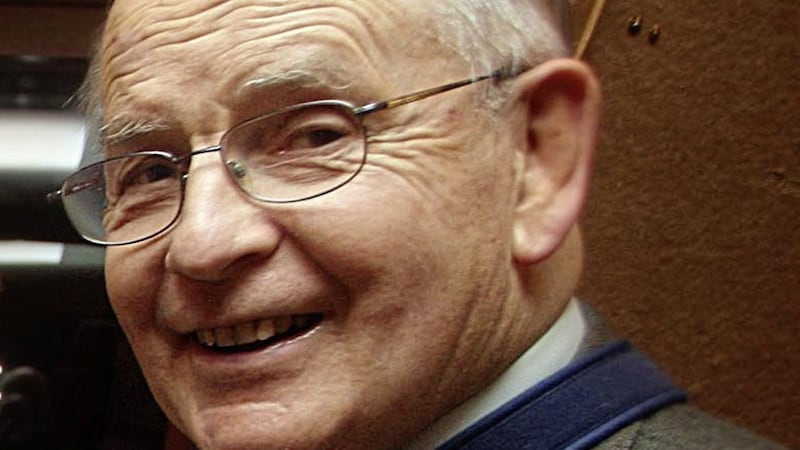 Dr John Robb, who served three consecutive terms as a Senator and worked as a surgeon in Belfast during The Troubles, died on Wednesday