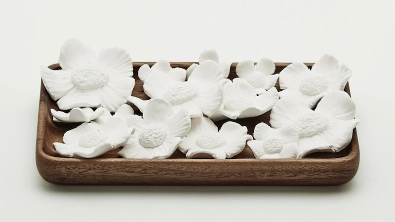 Perfume Diffuser Wood Tray and Porcelain Flowers, Natalia Willmott 