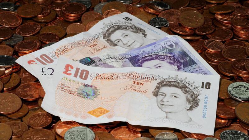 Average weekly pay in the north is now &pound;495 