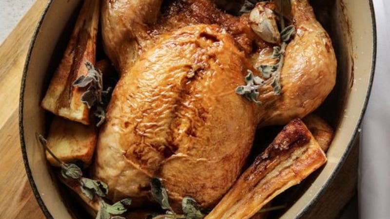 &nbsp;Balsamic pot roast chicken
