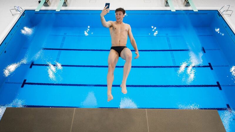 The Olympic star tried his hand at taking selfies using the Edge Sense squeeze feature on HTC’s new U11 smartphone.