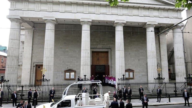 Pope Francis arriving at St Mary&#39;s Pro-Cathedral in Dublin to meet with recently-married and engaged couples. Picture by Aaron Chown/PA Wire 