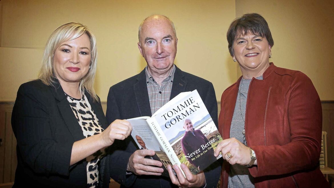 Former RT&Eacute; northern editor Tommie Gorman with Michelle O&#39;Neill and Arlene Foster at the launch of his memoir Never Better. PICTURE: HUGH RUSSELL 