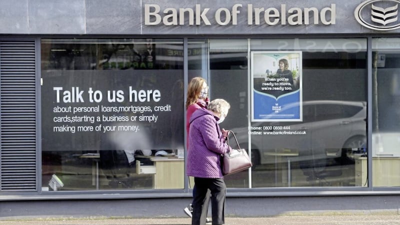 Union members at Bank of Ireland are to be balloted on a deal to increase their pay and health insurance cover. 