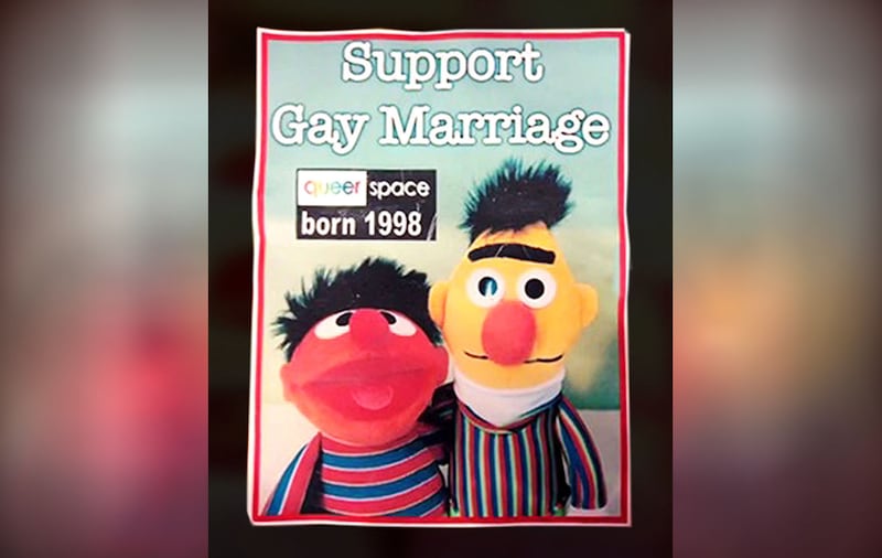 The cake featured Bert and Ernie from Seasame Street and the slogan 'Support Gay Marriage'&nbsp;