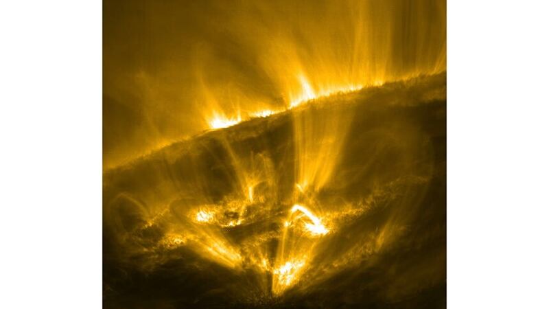 The European Space Agency’s Solar Orbiter has revealed never-before-seen ‘falling star’-type phenomena on the sun (Patrick Antolin/ESA/Solar Orbiter EUI/HRI)