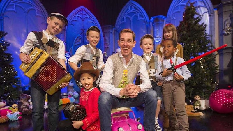 Ryan Tubridy and some of the cast of last year&#39;s Late Late Toy Show 