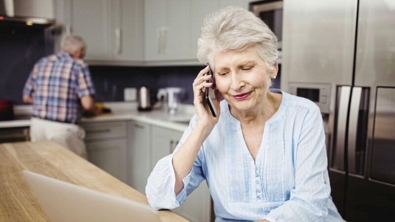 Mobile phone frequencies could help to battle Alzheimer&rsquo;s disease 