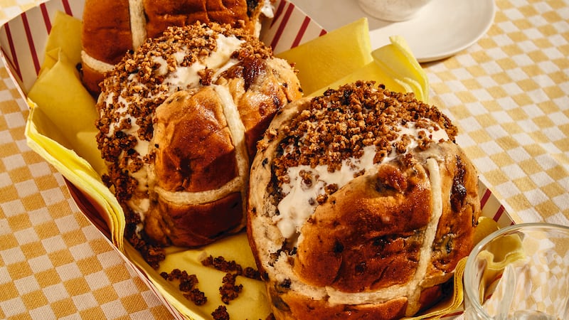 Hot cross bun with salted caramel ice cream recipe