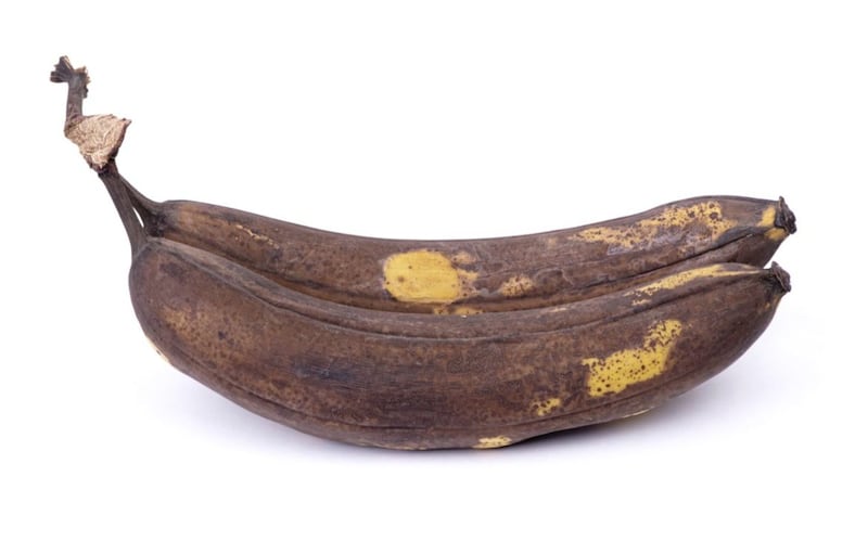 Overripe brown bananas can be a sugar substitute to sweeten food. 