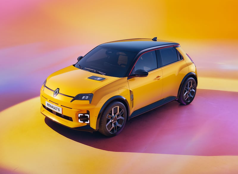 The Renault 5 E-Tech is an electric supermini that harks back to the original 5 from the 1970s to 1990s. (Credit: Renault press UK)