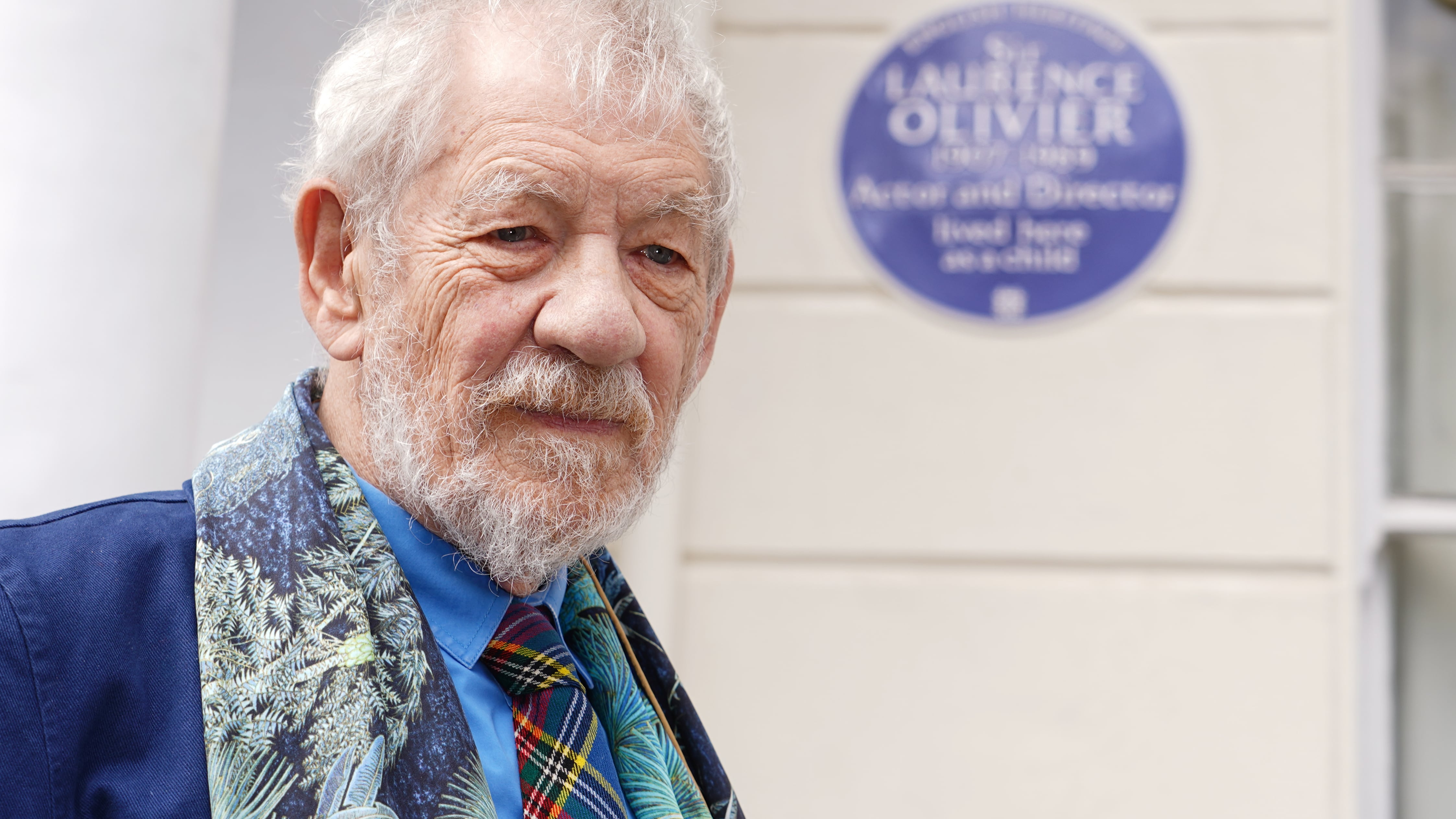 Sir Ian McKellen unveils a blue plaque at the childhood home of Sir Laurence Olivier