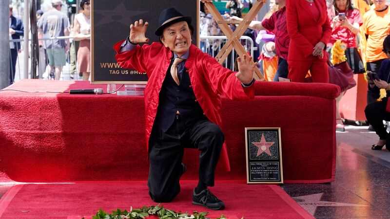 The 93-year old screen veteran said he preferred to ‘feel the moment’ instead of giving an acceptance speech as he revealed the surprise performance.