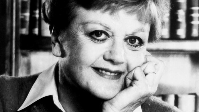 Heavyweights across the film, television and live theatre industries paid tribute online to the Murder, She Wrote star, after news of her death broke.