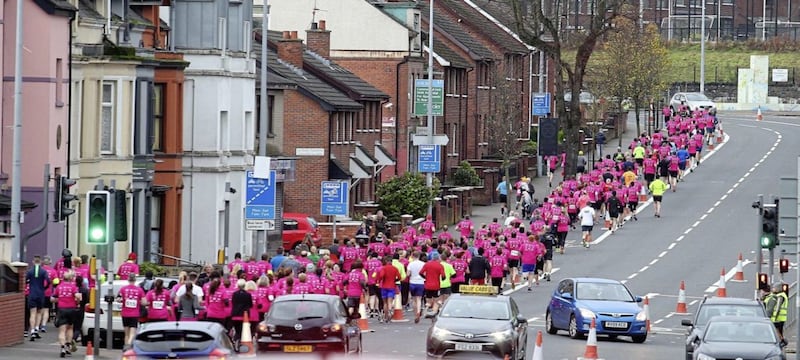 Hundreds of people took part in the annual Gaeltacht Quarter 10k race in west Belfast. Picture by Mal McCann 