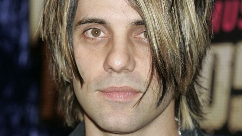 Magician Criss Angel back on stage a day after stunt went wrong