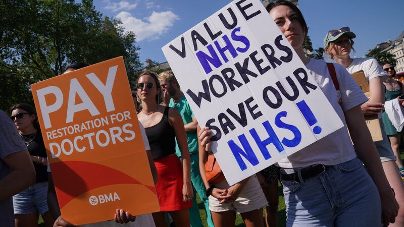 Junior doctors in England will walk out from 7am on January 3 until 7am on January 9