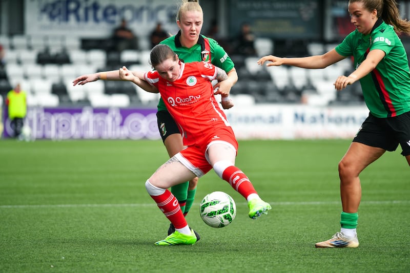 League Cup final controversy provides added spice to Irish Cup showdown between Cliftonville and Glentoran