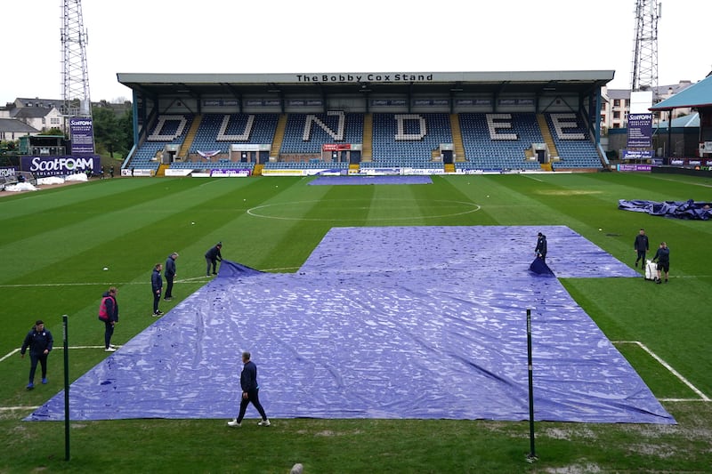 Dundee borrowed rain covers from Celtic