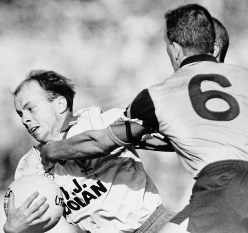 Dublin&#39;s Keith Barr gets to grips with Tyrone&#39;s Peter Canavan in the 1995 All-Ireland final. Picture by Ann McManus 