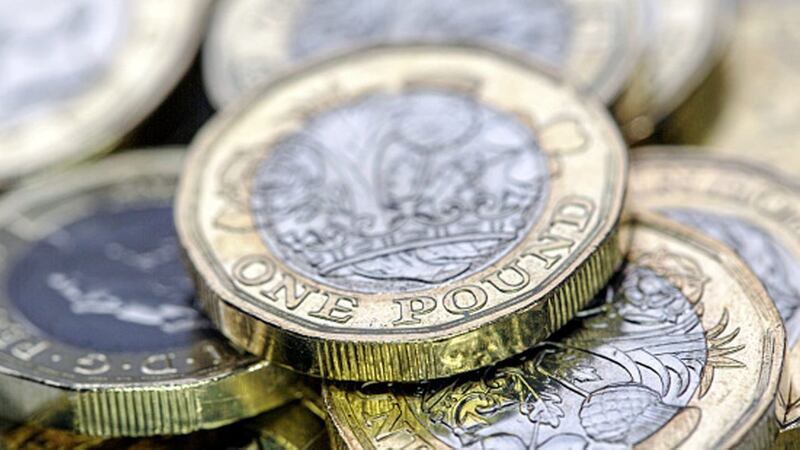 UK business leaders expect to give a pay rise to just one in four employees, 