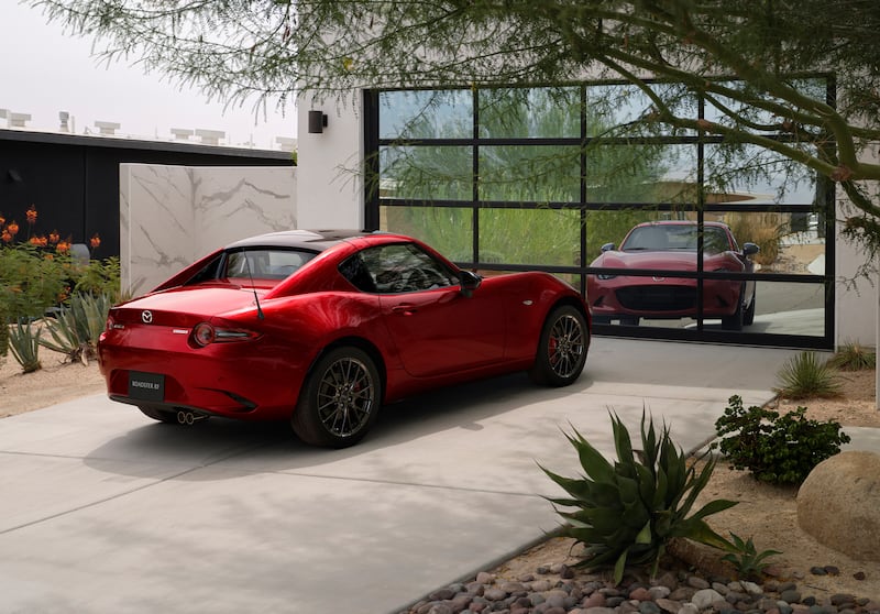 The MX-5 will continue to be available with a metal-folding roof. (Mazda)