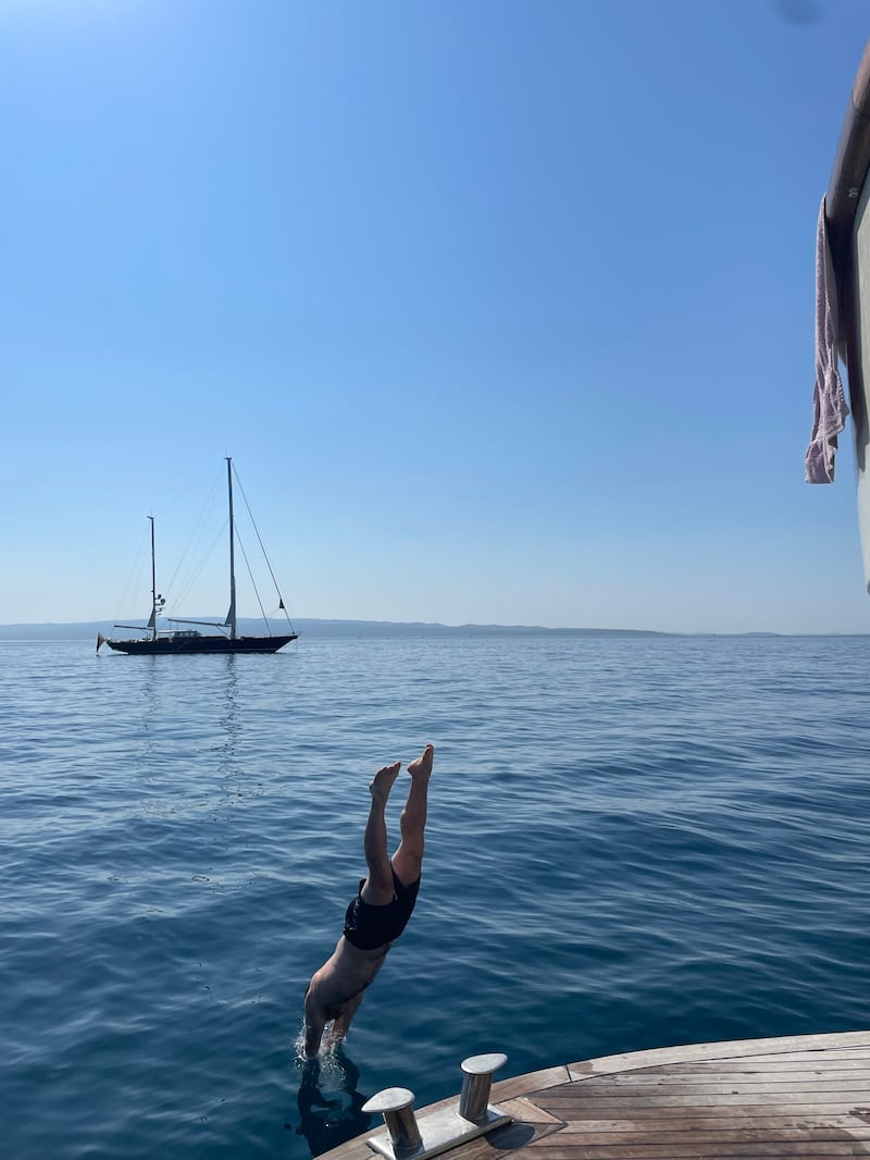 Forcing your beleagured fellow travellers to take pictures of you while you dive is a must in the sea of Croatia (Edd Dracott)