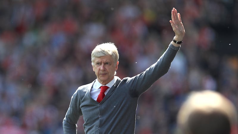 Arsenal manager Arsene Wenger bids farewell at Huddersfield