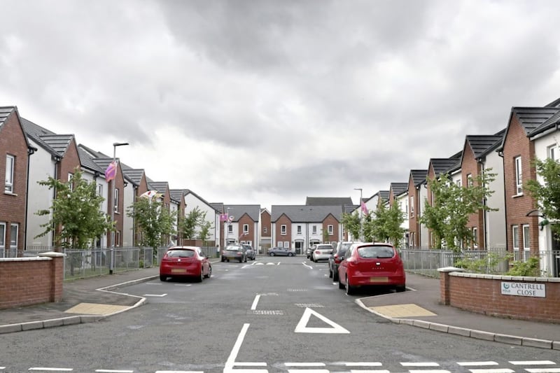 Irish News - Ravenhill Area - Belfast - 30th JUne 2019..UVF flags in the Cantrell Close Fold off Ravenhill Avenue in Belfast.. 