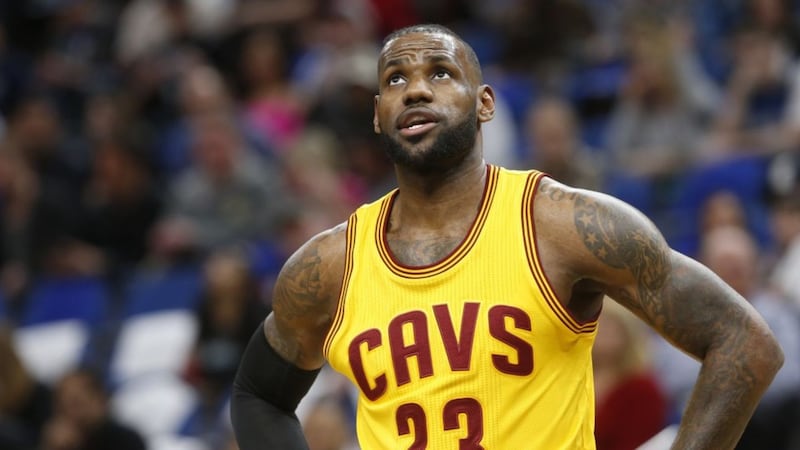We're fairly sure LeBron James is a wizard after his outrageous nutmeg pass against the Minnesota Timberwolves