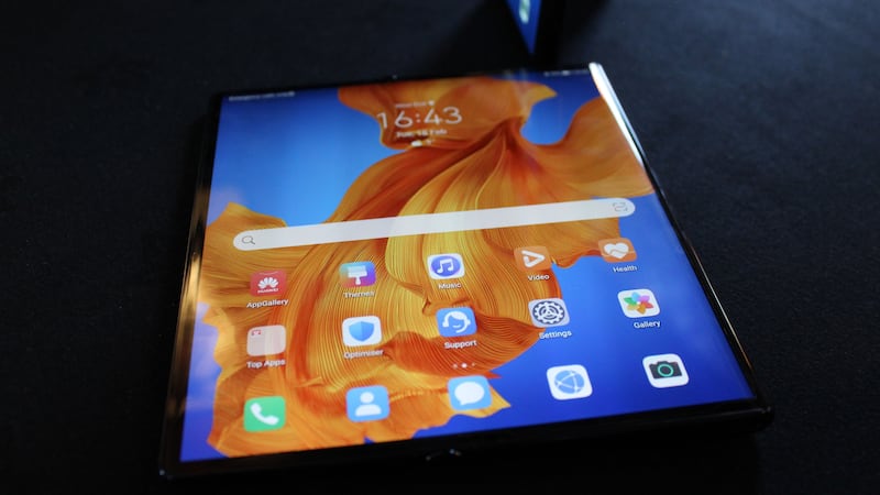 The Chinese phonemaker has unveiled its latest foldable device.