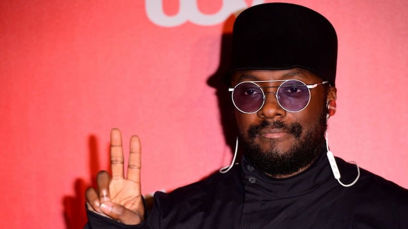 Here's how Jack Bruley got an on-stage singing lesson from will.i.am on The Voice