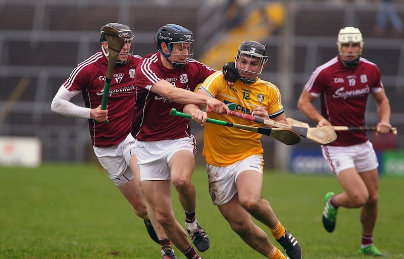 Antrim's Nigel Elliott comes under pressure from&nbsp; Galway's Sean Loftus and Matthew Donoghue in the Allianz Hurling League game in Pearse Stadium. Salthill. Picture by Seamus Loughran.