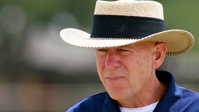 The American football coach died after a long battle with Alzheimer’s disease.