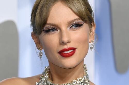 Taylor Swift celebrates 33rd birthday back in the recording studio