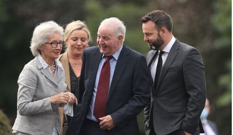 &nbsp;(Left-right)&nbsp;<span style="font-family: Arial; ">Br&iacute;d</span>&nbsp;Rodgers (former MLA for the SDLP), Rachael Parkes (Colum Eastwood's wife), John Tierney (former MLA for the SDLP) and Colum Eastwood MP during the funeral of Pat Hume
