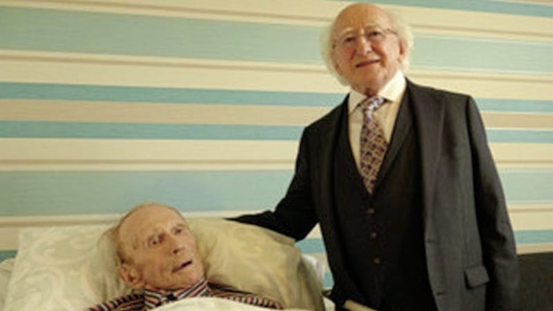 President Higgins visited Fiacc and read his latest poem &#39;The Prophets are Weeping&#39; to him 