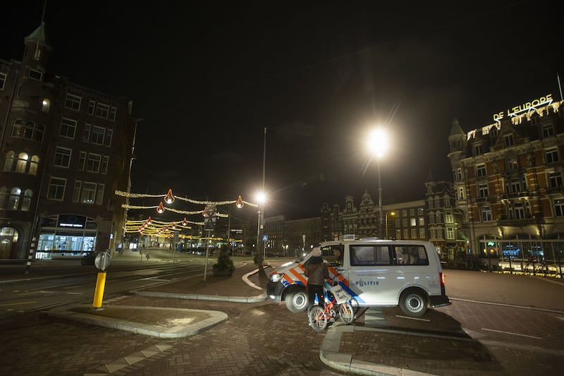 Netherlands' coronavirus curfew rioting condemned by politicians