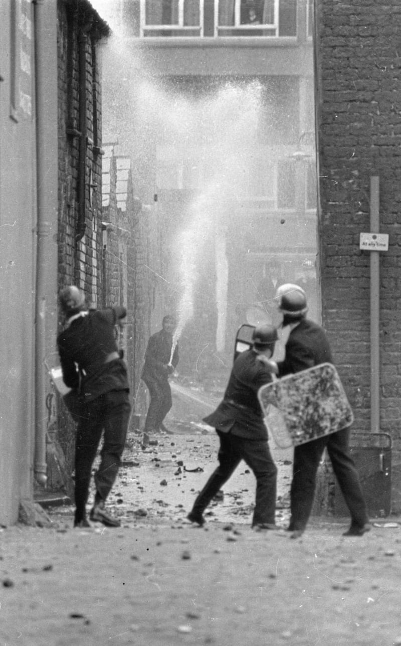 Rioting in Derry in 1969. Picture by Clive Limpkin